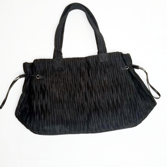 Victoria's Secret Lge Pleated Nylon Tote NWOT - Picture 5 of 13